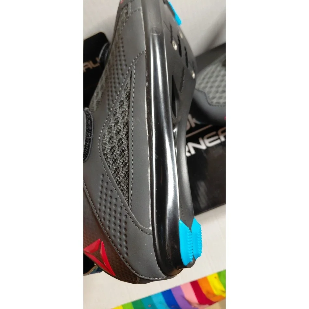 NWOT - Garneau Women’s Gray Athletic Cycling Shoes with Blue Accents Size 9